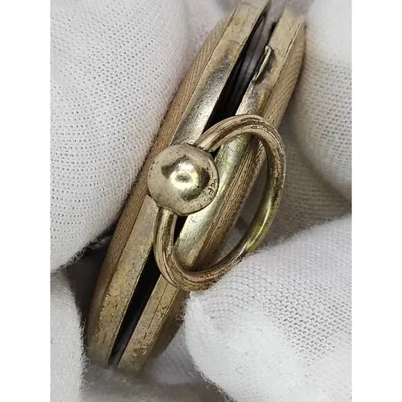 Antique Mid 1800s - American Locket (Male & Female Pictures - Treasure